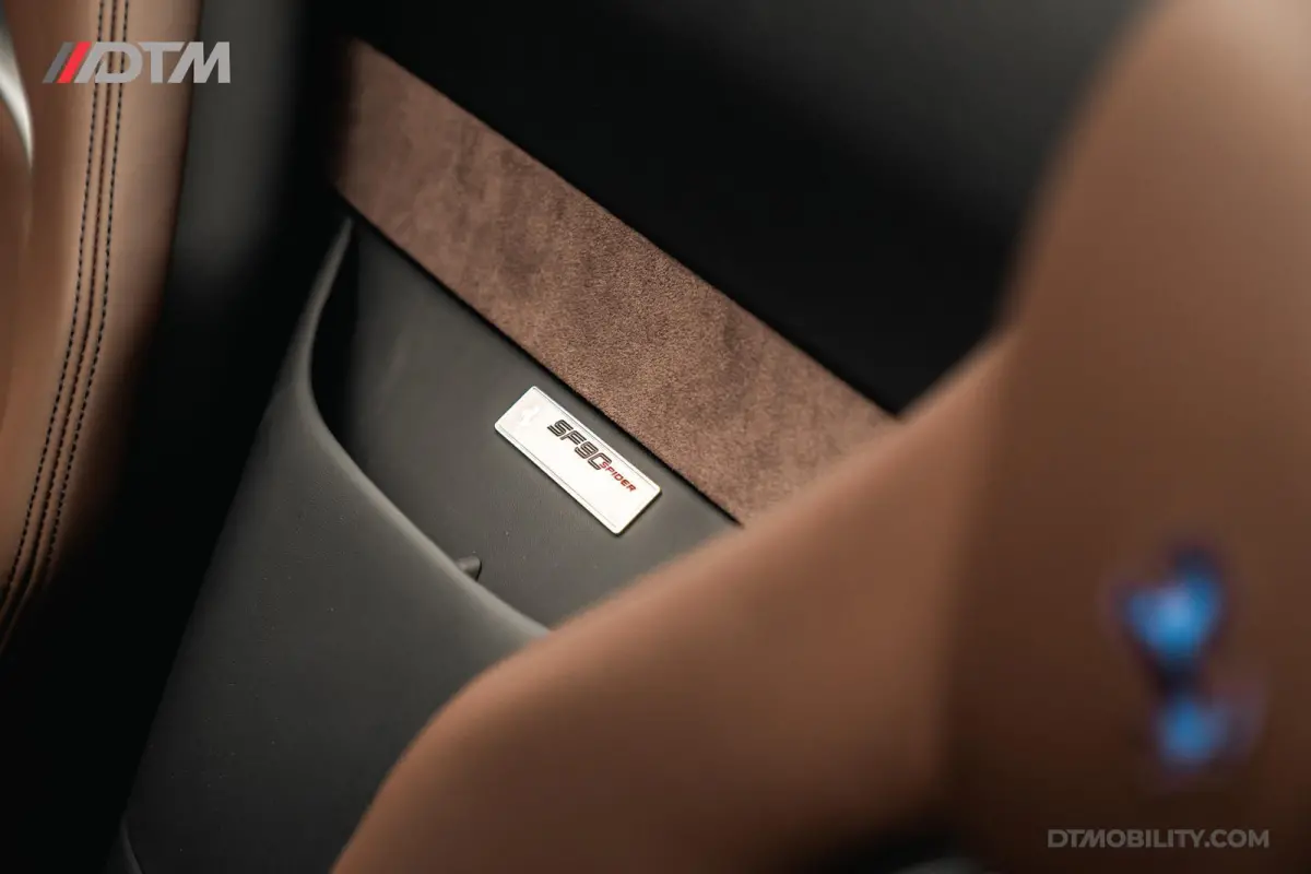 4.0 V8 | Blu Pozzi | Daytona Seats Cioccolato |