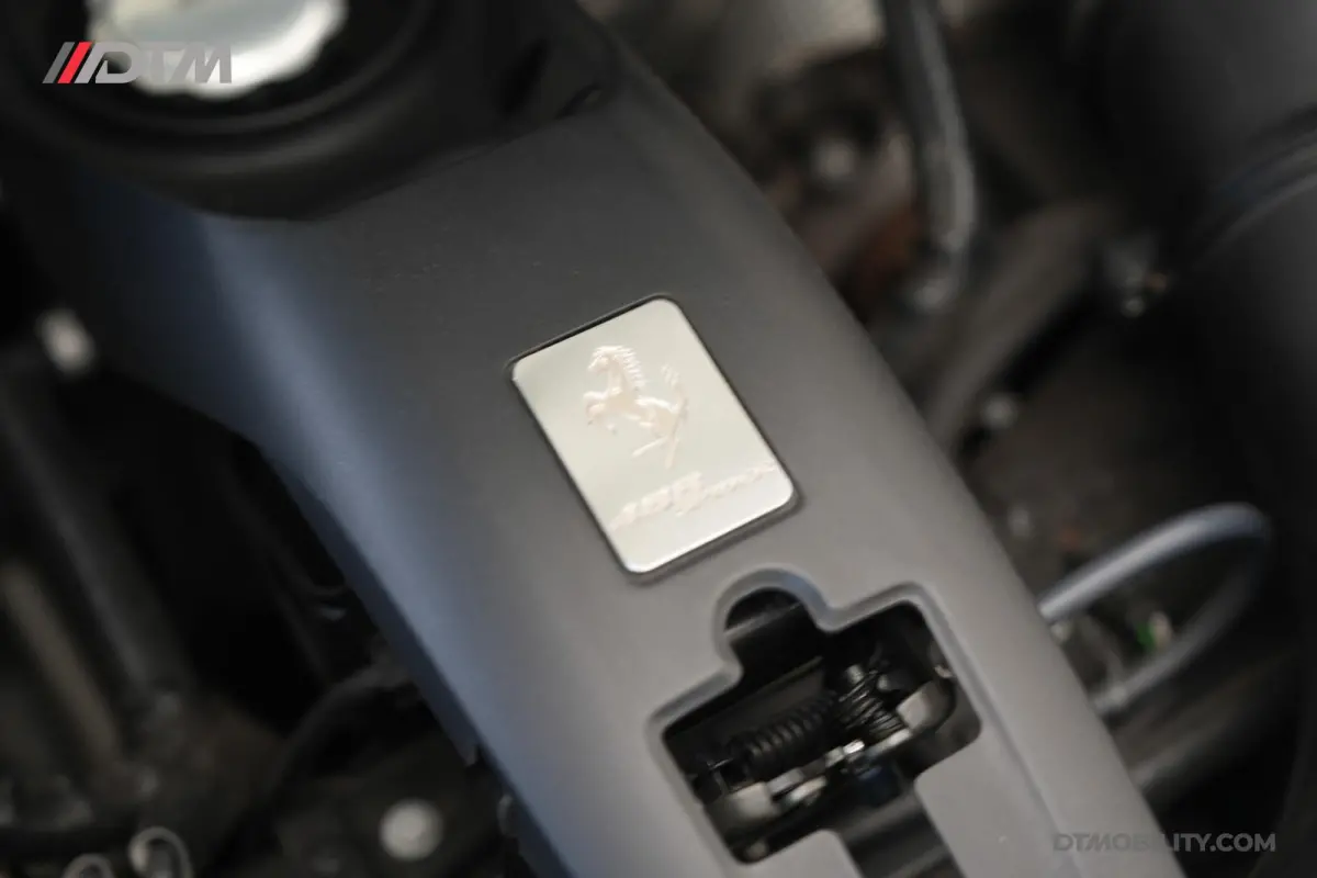 3.9 HELE | Daytona Racing Seats | Passenger Display | Nose Lift |