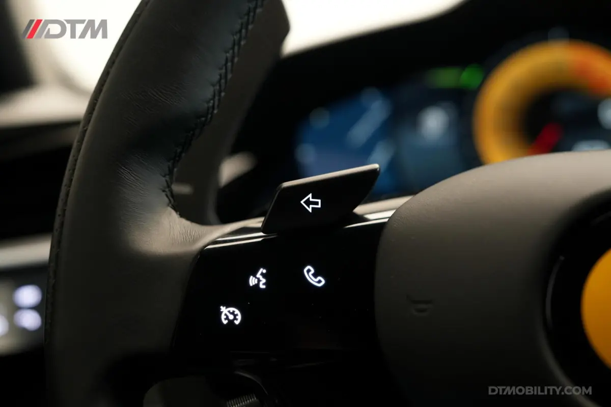 4.0 V8 | Assetto Fiorano | Daytona Racing seats |
