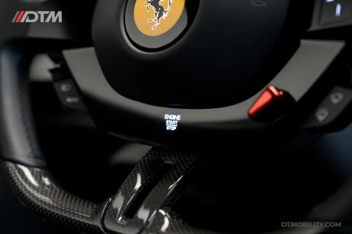 4.0 V8 | Assetto Fiorano | Daytona Racing seats |