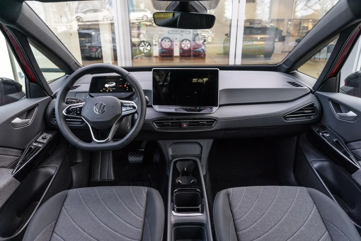 170pk Limited Edition 52 kWh | Steunhaak | Comfort Pakket