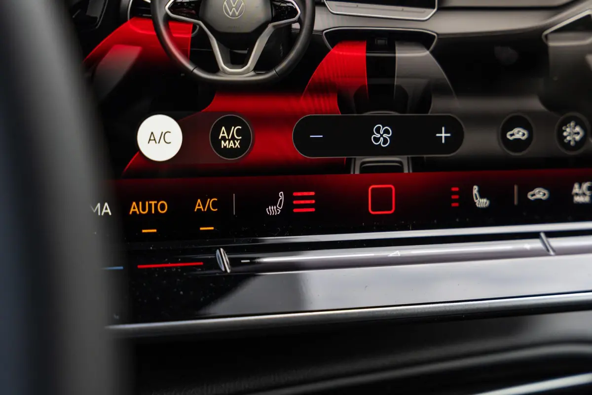 170pk Limited Edition 52 kWh | Steunhaak | Comfort Pakket