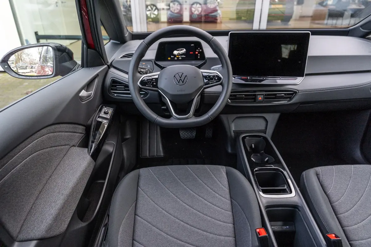 170pk Limited Edition 52 kWh | Steunhaak | Comfort Pakket