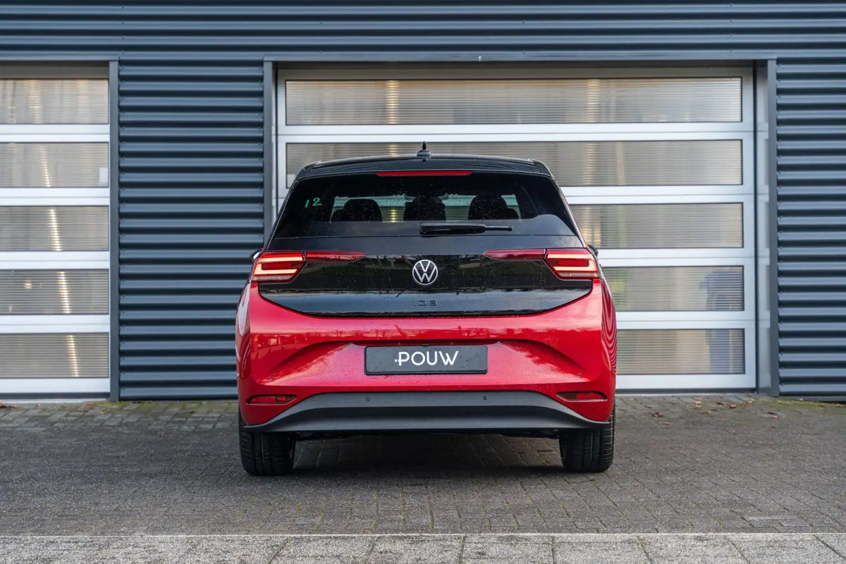 170pk Limited Edition 52 kWh | Steunhaak | Comfort Pakket