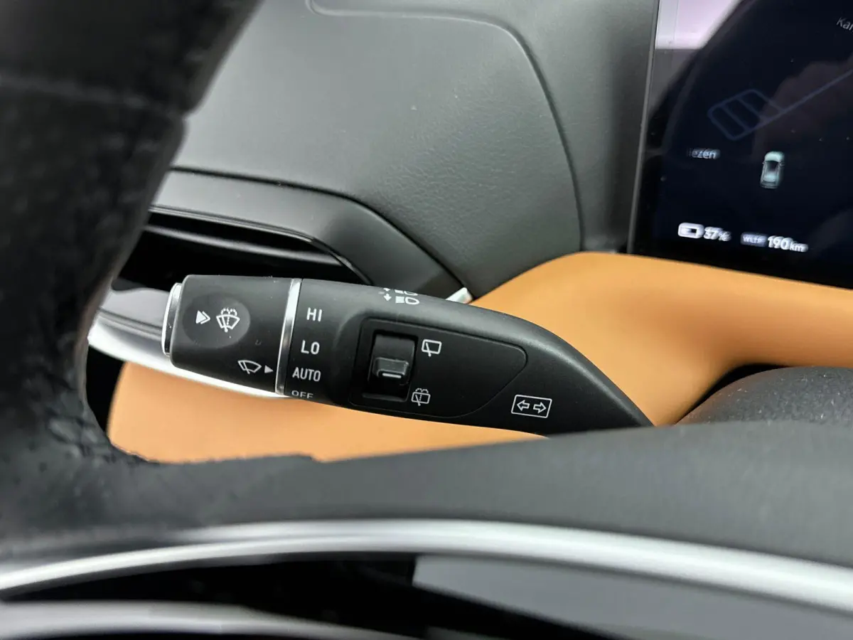 AWD Performance 98 kWh Premium Pakket | Trekhaak | SoH 98,2%