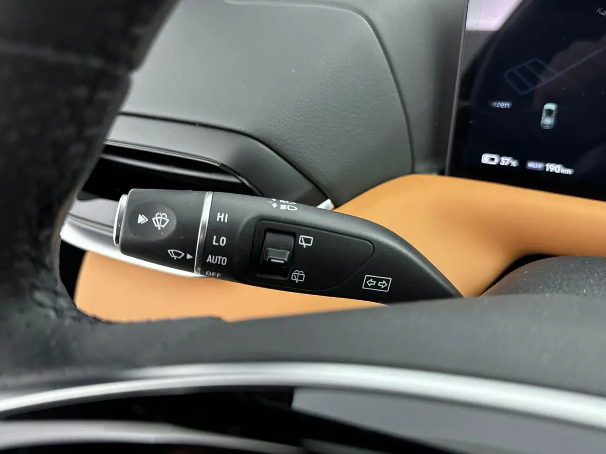 AWD Performance 98 kWh Premium Pakket | Trekhaak | SoH 98,2%
