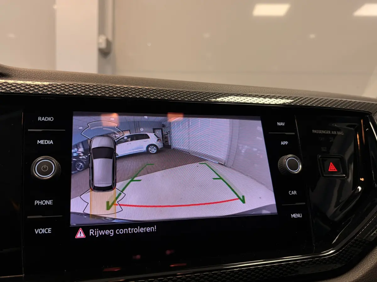 1.0 TSI Life Business | CAMERA | NAVI | CAR PLAY |