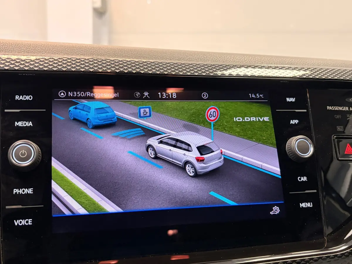 1.0 TSI Life Business | CAMERA | NAVI | CAR PLAY |