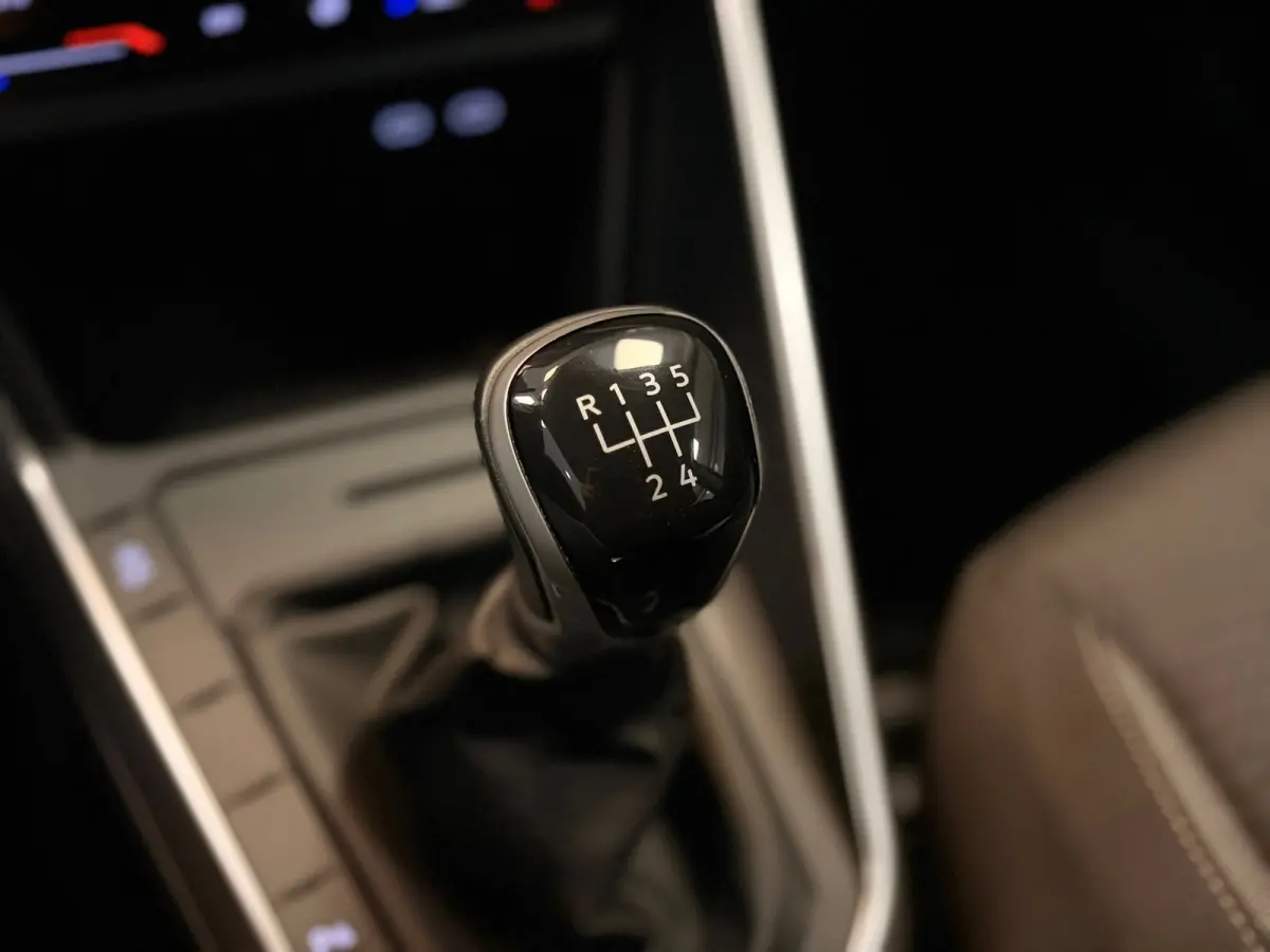 1.0 TSI Life Business | CAMERA | NAVI | CAR PLAY |