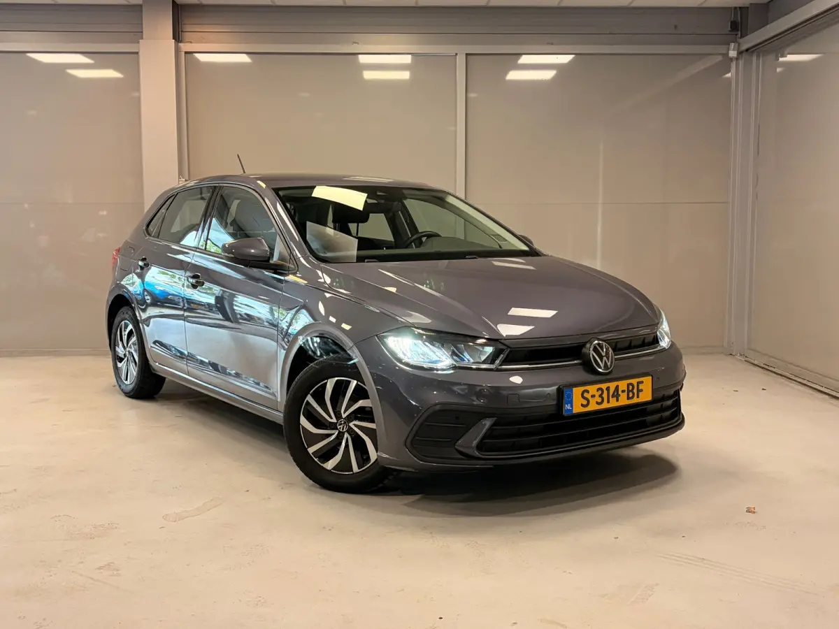 1.0 TSI Life Business | CAMERA | NAVI | CAR PLAY |