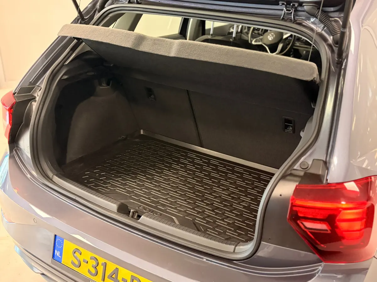 1.0 TSI Life Business | CAMERA | NAVI | CAR PLAY |