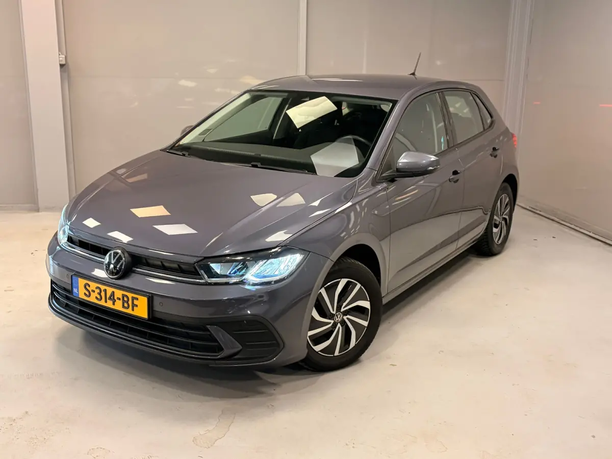 1.0 TSI Life Business | CAMERA | NAVI | CAR PLAY |