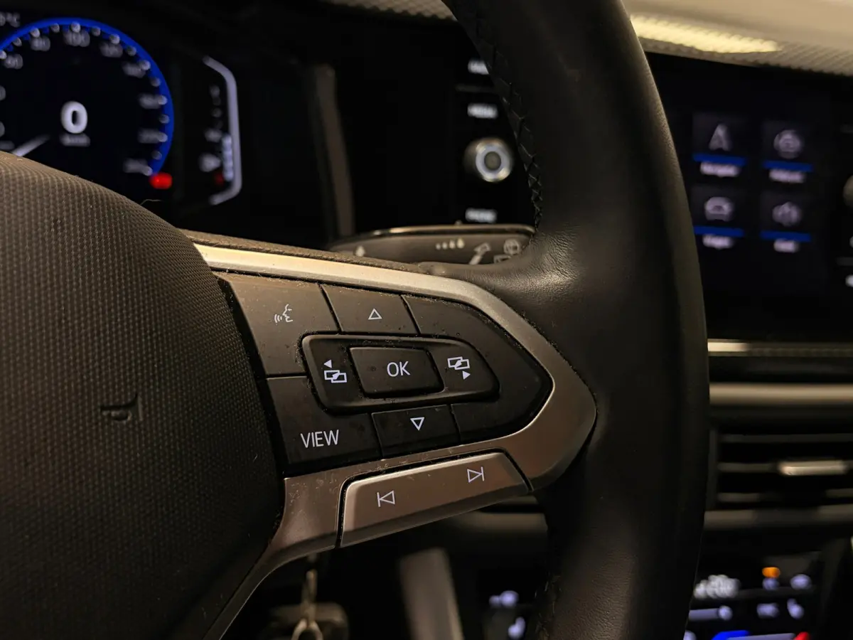 1.0 TSI Life Business | CAMERA | NAVI | CAR PLAY |
