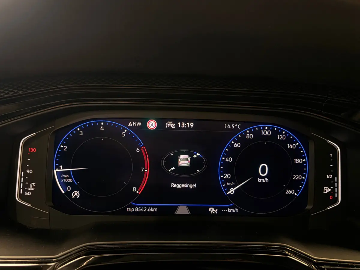 1.0 TSI Life Business | CAMERA | NAVI | CAR PLAY |