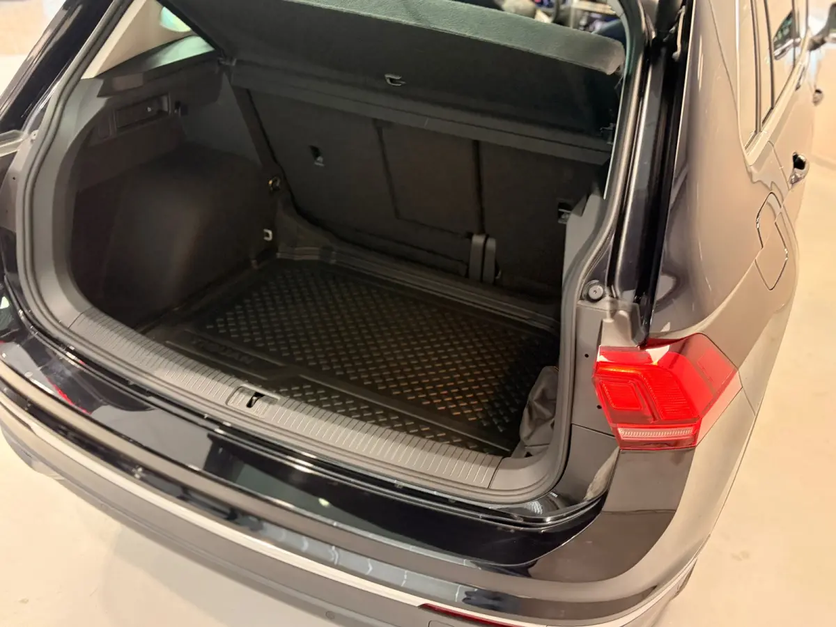 1.5 TSI Life Business | LED | ELEKTR. ACHTERKLEP | NAVI | CAR PLAY |