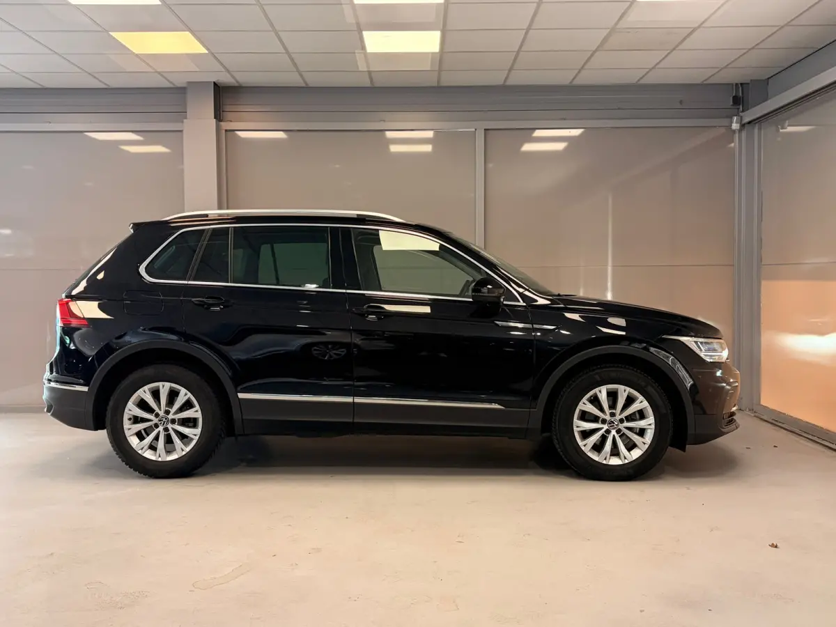 1.5 TSI Life Business | LED | ELEKTR. ACHTERKLEP | NAVI | CAR PLAY |