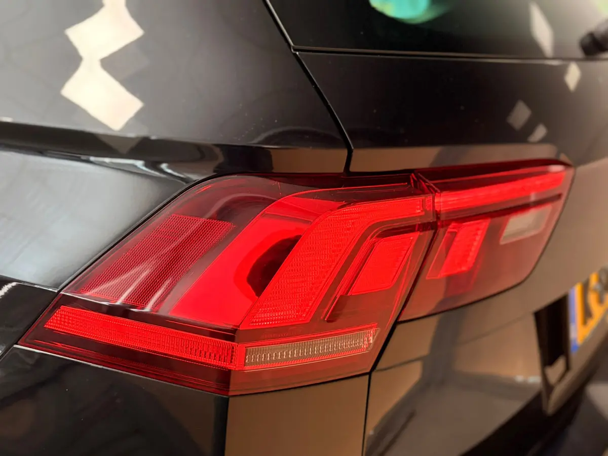 1.5 TSI Life Business | LED | ELEKTR. ACHTERKLEP | NAVI | CAR PLAY |