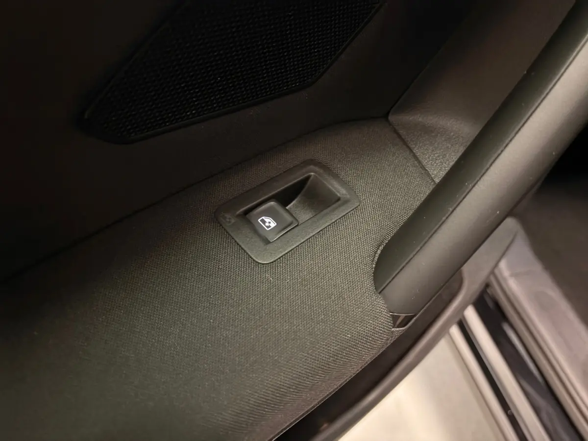 1.5 TSI Life Business | LED | ELEKTR. ACHTERKLEP | NAVI | CAR PLAY |