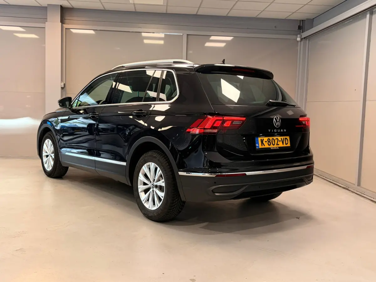 1.5 TSI Life Business | LED | ELEKTR. ACHTERKLEP | NAVI | CAR PLAY |