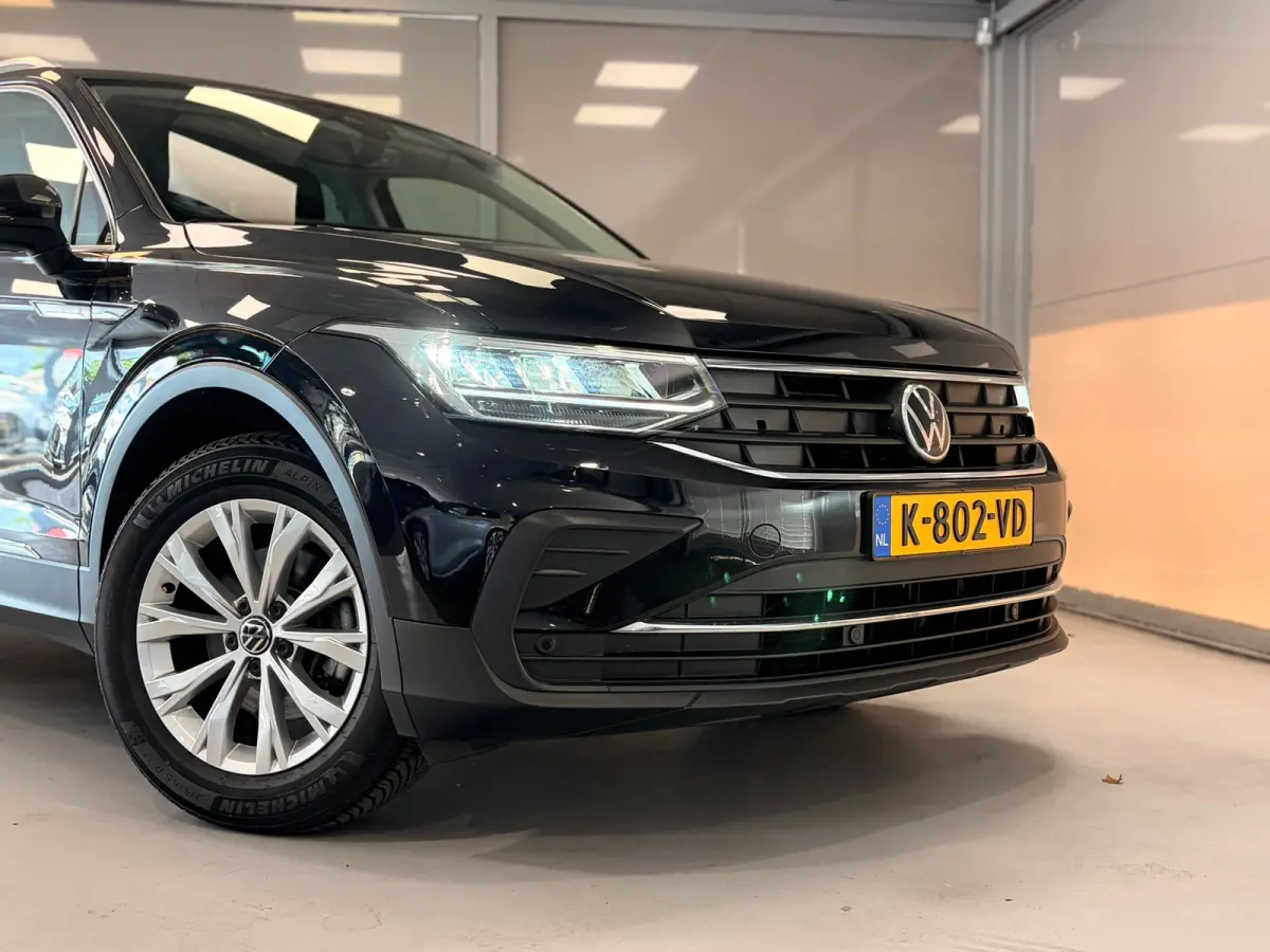 1.5 TSI Life Business | LED | ELEKTR. ACHTERKLEP | NAVI | CAR PLAY |