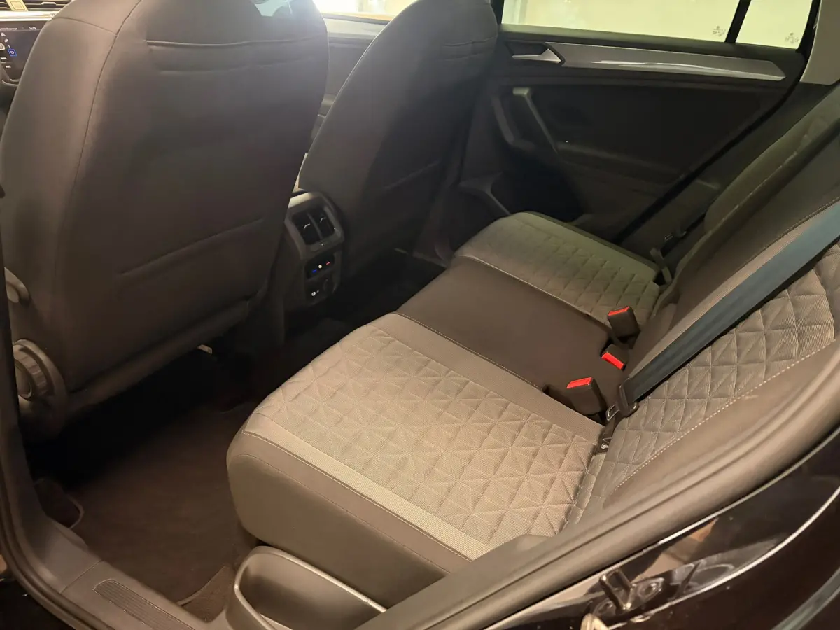 1.5 TSI Life Business | LED | ELEKTR. ACHTERKLEP | NAVI | CAR PLAY |