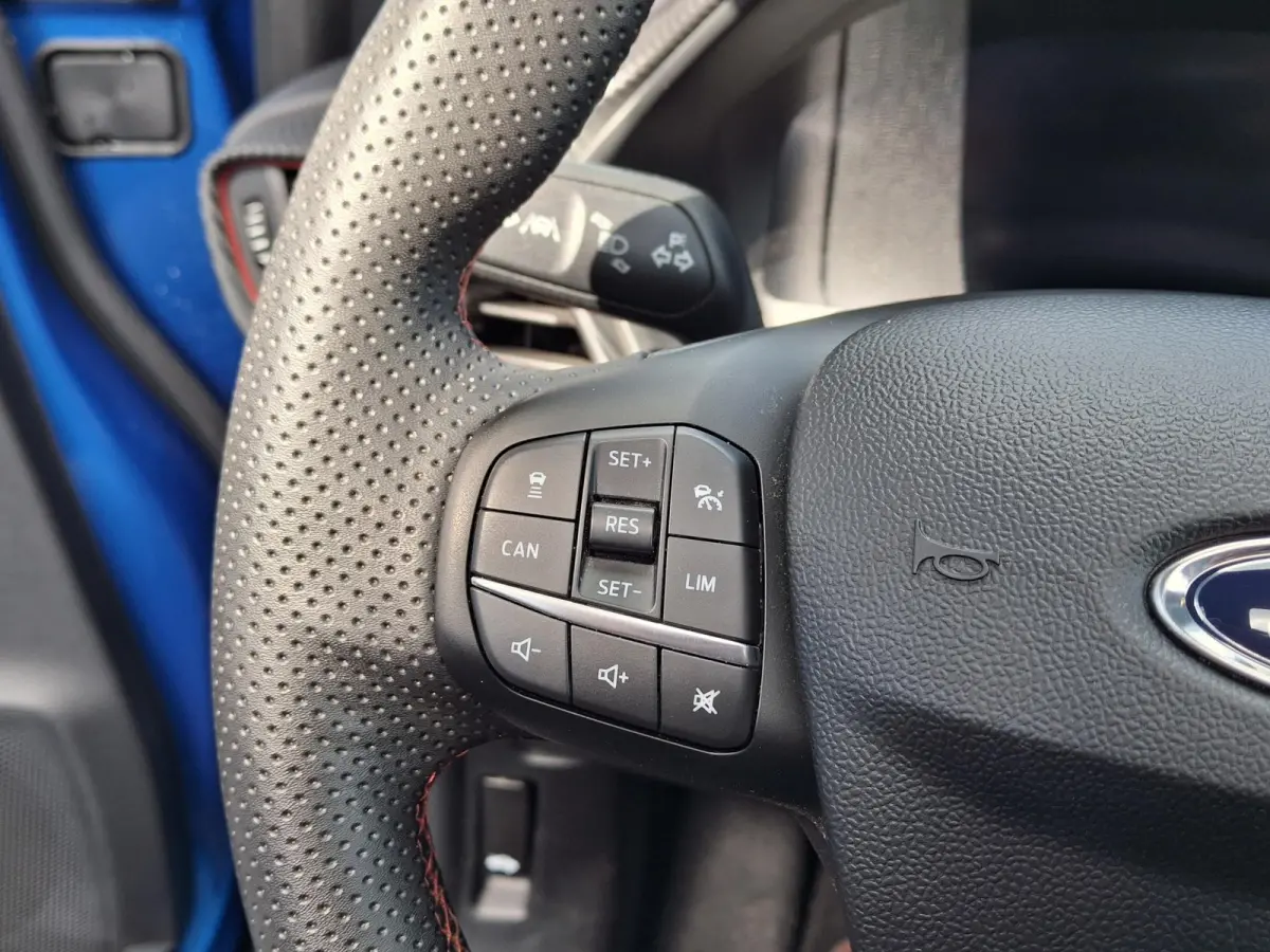 1.0 EcoBoost ST-Line X | Panoranadak | Winterpack | Adaptive Cruise | B&O | Elektrische achterklep | Half Leder |