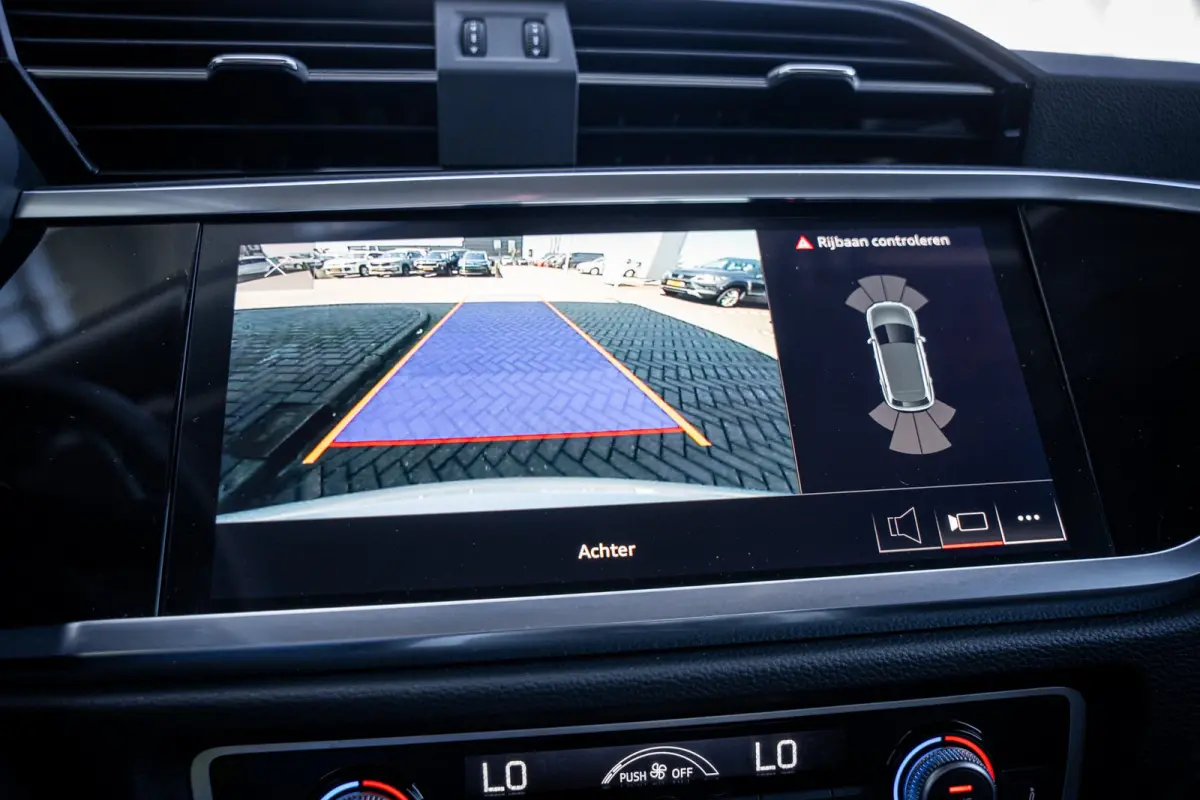 35 TFSI advanced | Achteruitrijcamera | Voorstoelen verwarmd | wegklapbare trekhaak