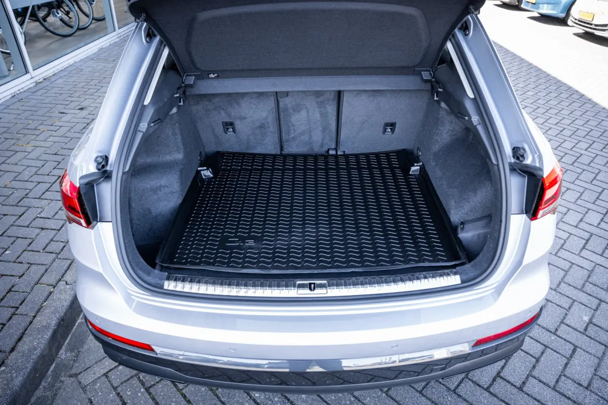 35 TFSI advanced | Achteruitrijcamera | Voorstoelen verwarmd | wegklapbare trekhaak