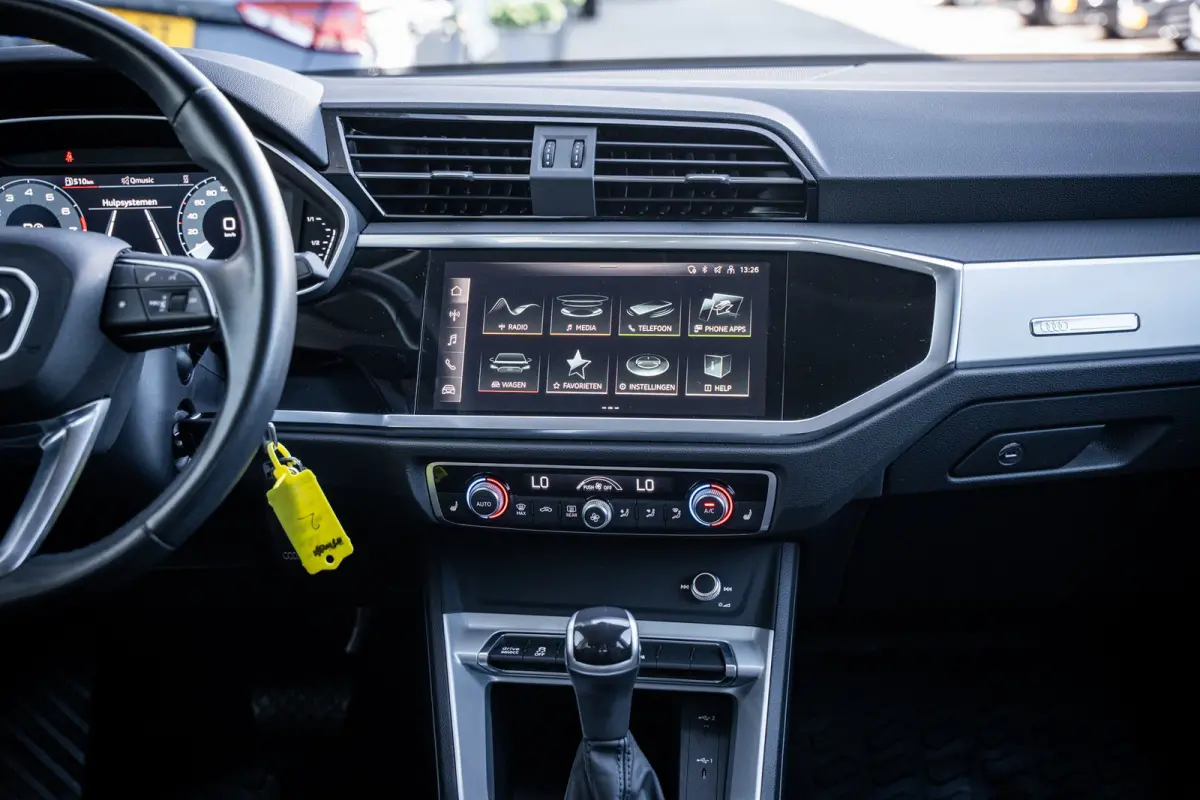 35 TFSI advanced | Achteruitrijcamera | Voorstoelen verwarmd | wegklapbare trekhaak