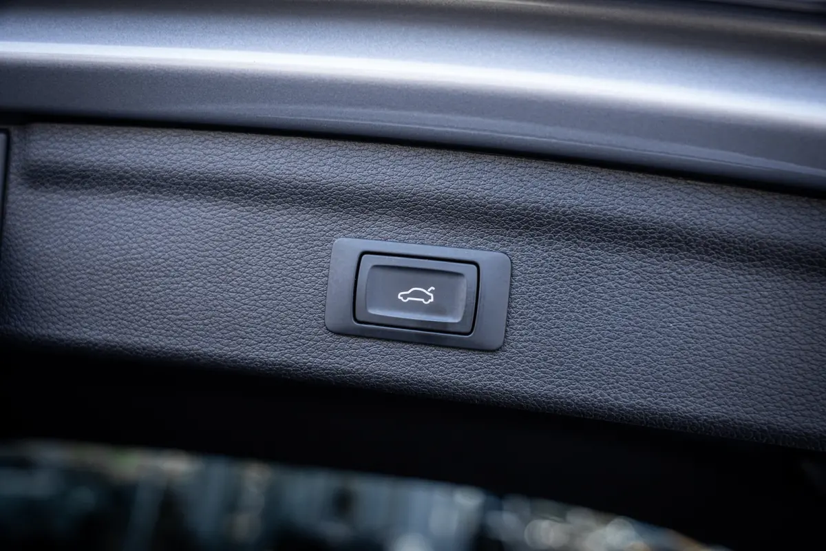 35 TFSI advanced | Achteruitrijcamera | Voorstoelen verwarmd | wegklapbare trekhaak
