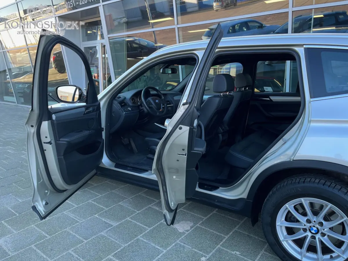 XDrive20i High Executive