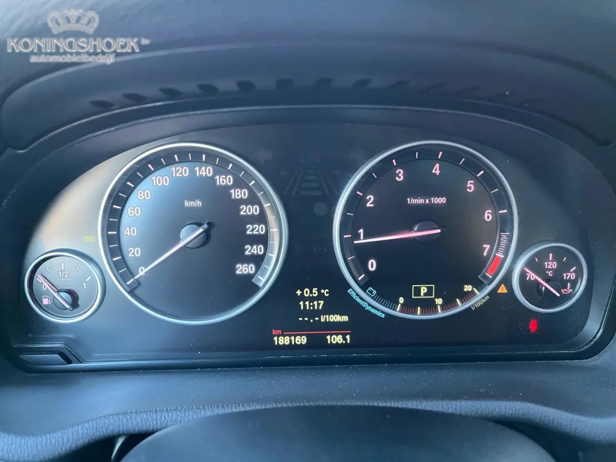 XDrive20i High Executive