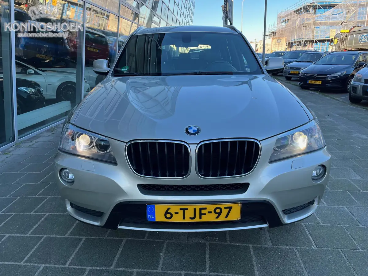 XDrive20i High Executive