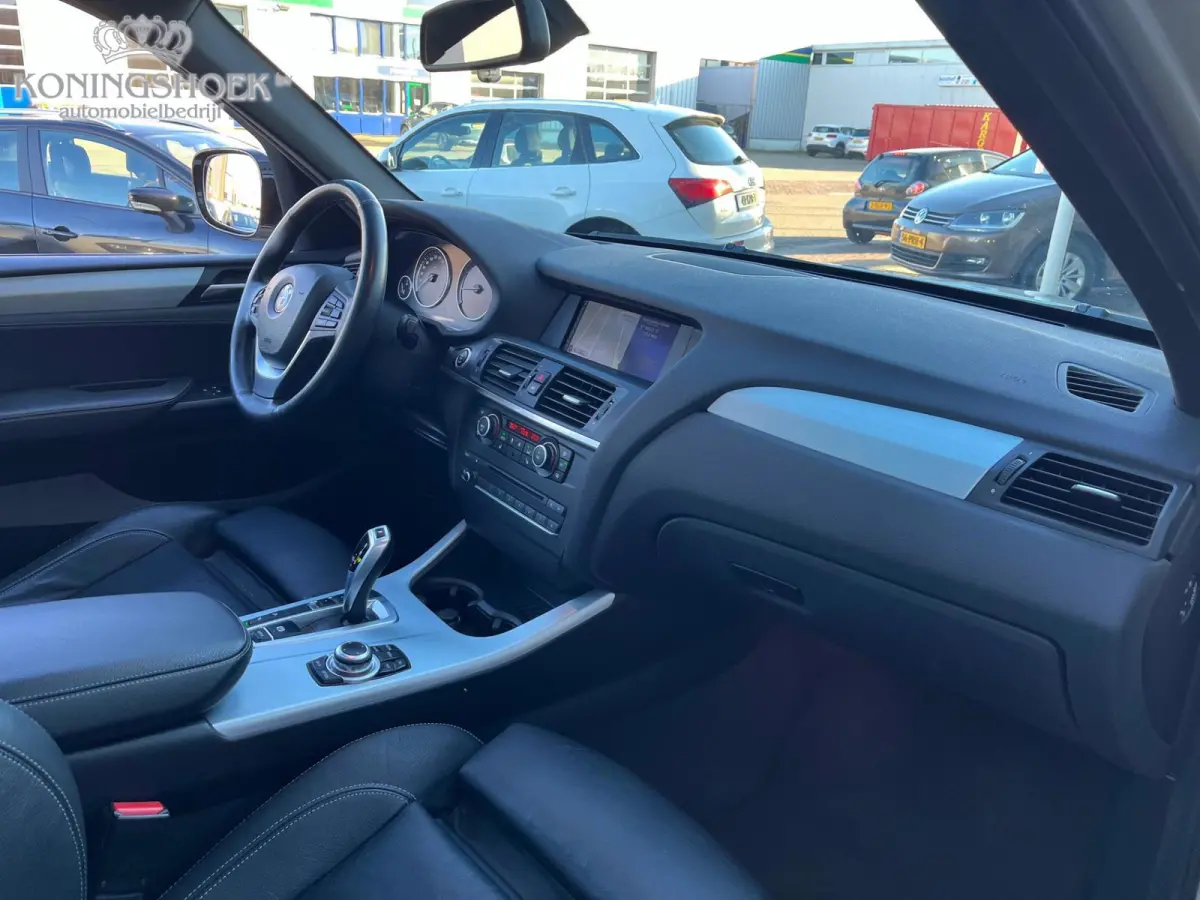 XDrive20i High Executive