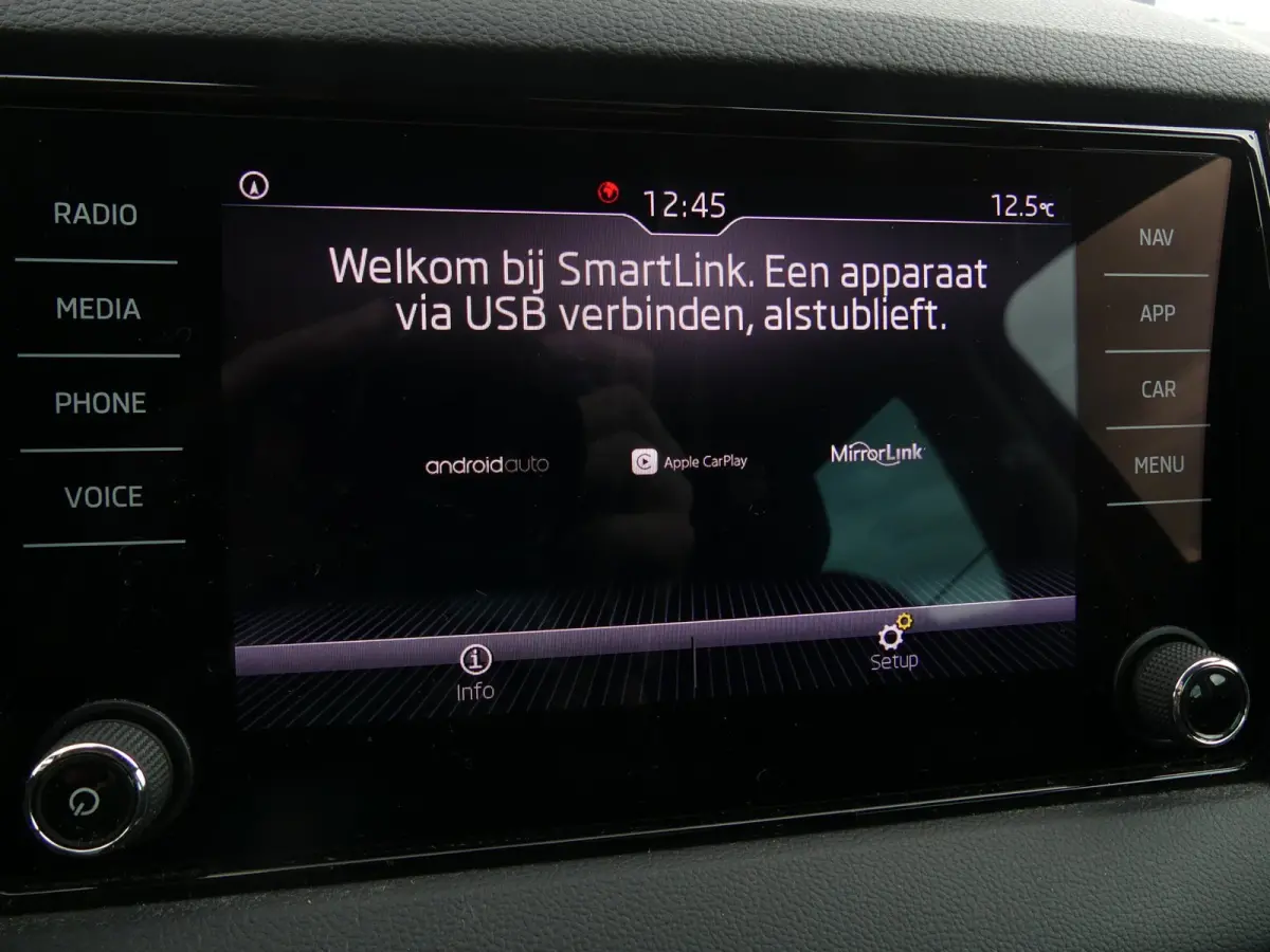 1.0 TSI Ambition Business / Virtual Cockpit / Carplay