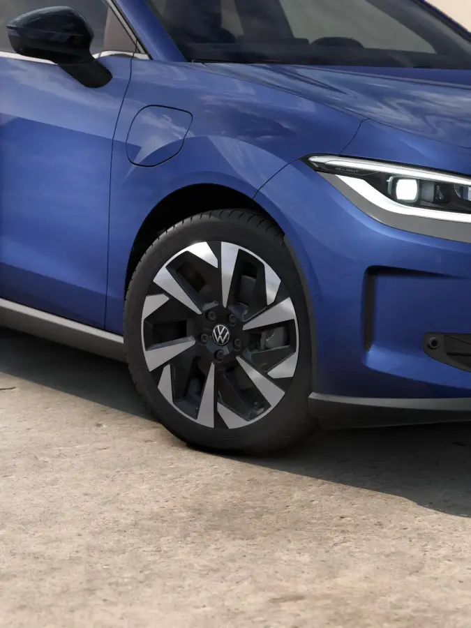 Style First Edition 211pk 52 kWh | Massage | 360 Camera