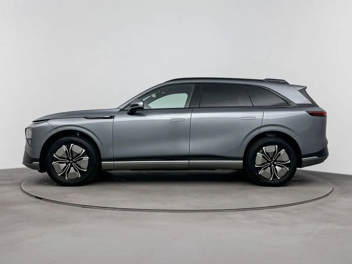 RWD Long Range 98 kWh Premium Pack | Trekhaak | SoH 98,3%