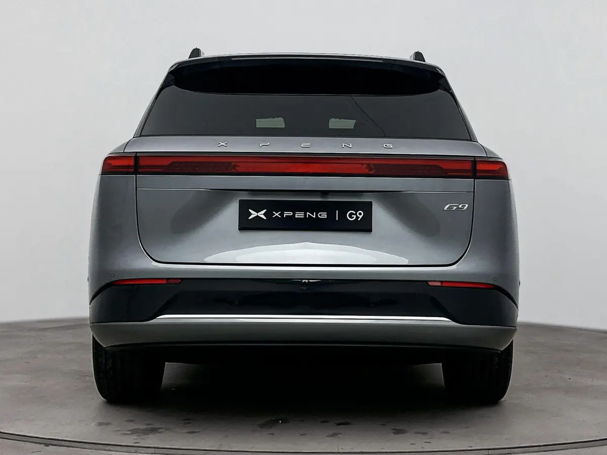 RWD Long Range 98 kWh Premium Pack | Trekhaak | SoH 98,3%