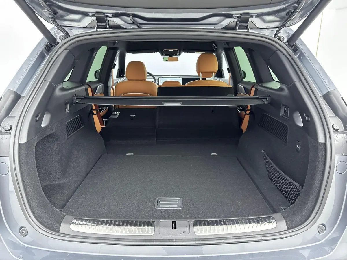 RWD Long Range 98 kWh Premium Pack | Trekhaak | SoH 98,3%
