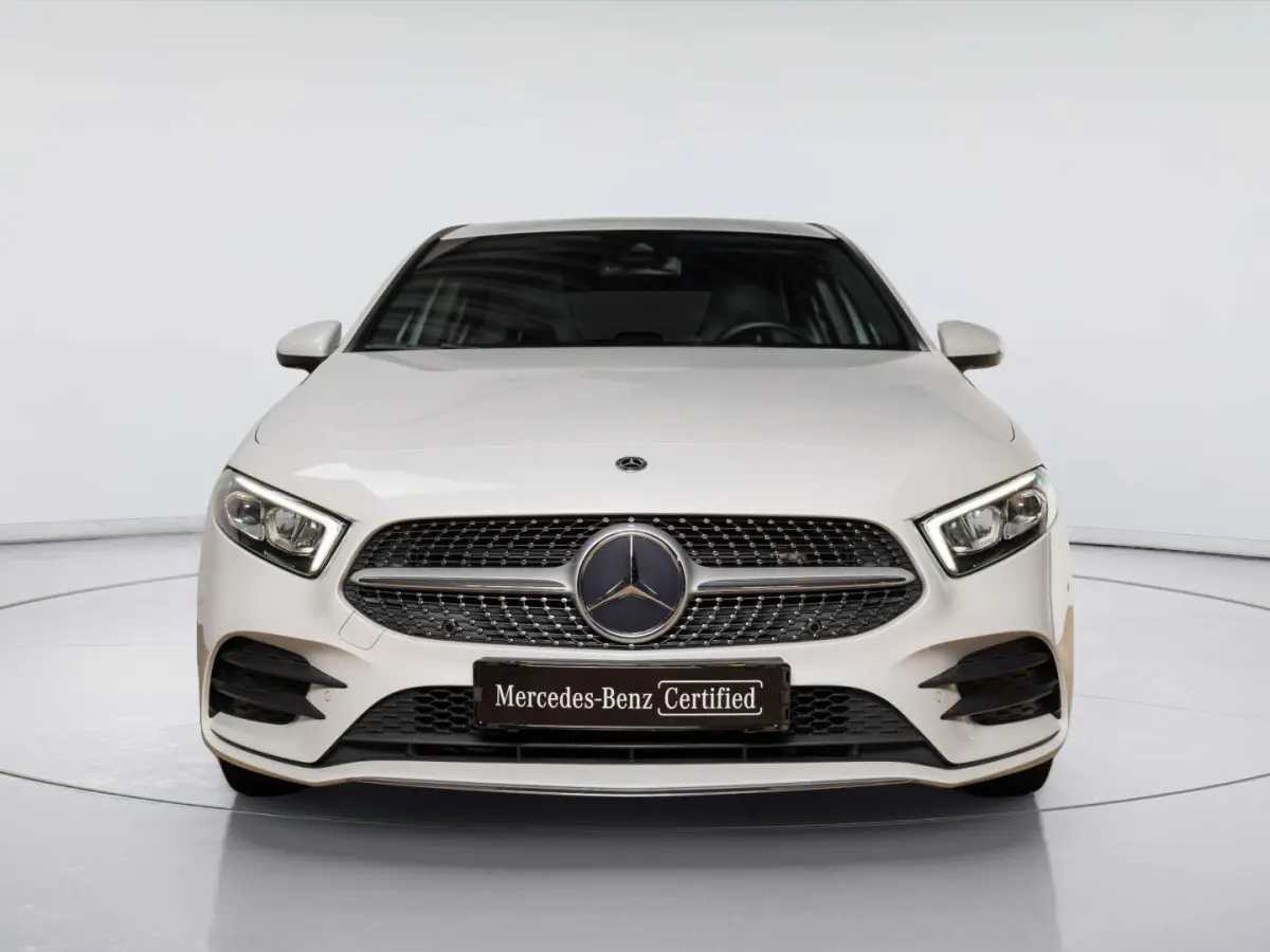 Hatchback 250 e AMG Line