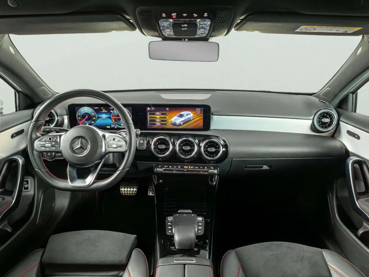 Hatchback 250 e AMG Line