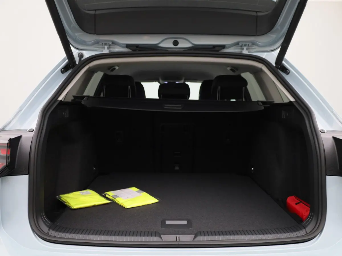 1.5 eTSI Life Edition 116 PK Automaat | IQ Light | Apple Carplay draadloos | 360 Camera | Keyless access | Achterklep elektrisch | Ruiten getint | Stoelverwarming | Android Auto draadloos | 