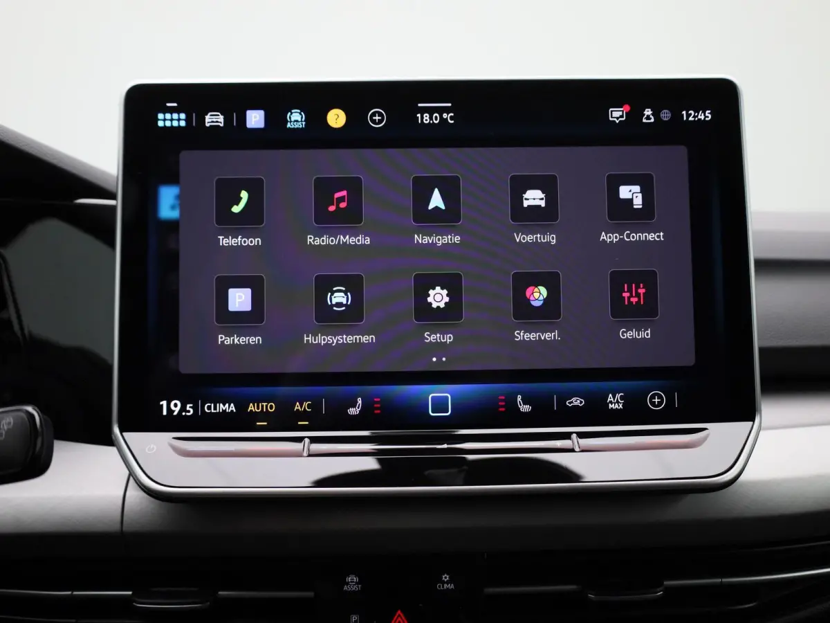 1.5 eTSI Life Edition 116 PK Automaat | IQ Light | Apple Carplay draadloos | 360 Camera | Keyless access | Achterklep elektrisch | Ruiten getint | Stoelverwarming | Android Auto draadloos | 