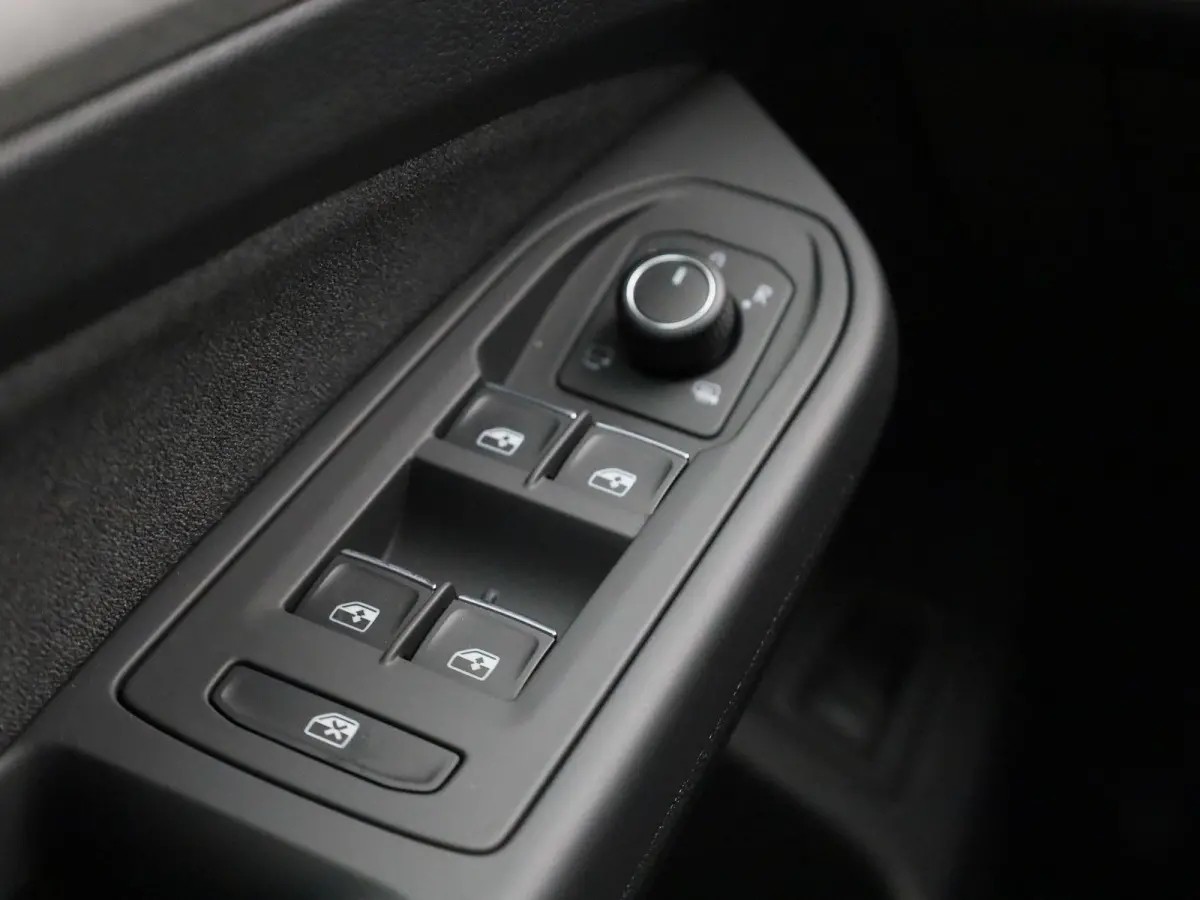 1.5 eTSI Life Edition 116 PK Automaat | IQ Light | Apple Carplay draadloos | 360 Camera | Keyless access | Achterklep elektrisch | Ruiten getint | Stoelverwarming | Android Auto draadloos | 