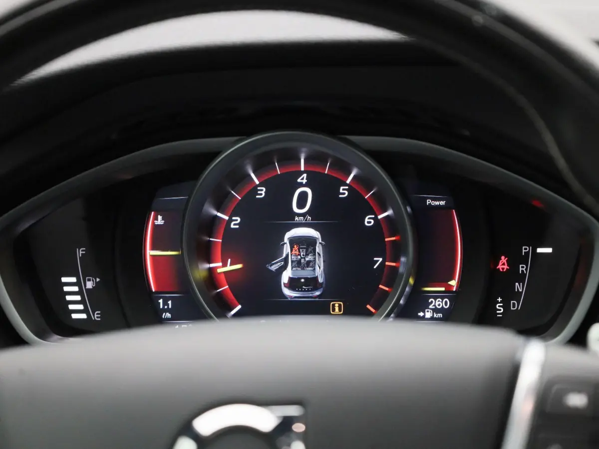 1.5 T3 Polar+ Sport AUTOMAAT | PANORAMADAK | HALF-LEDER | CLIMATE CONTROL | NAVIGATIE