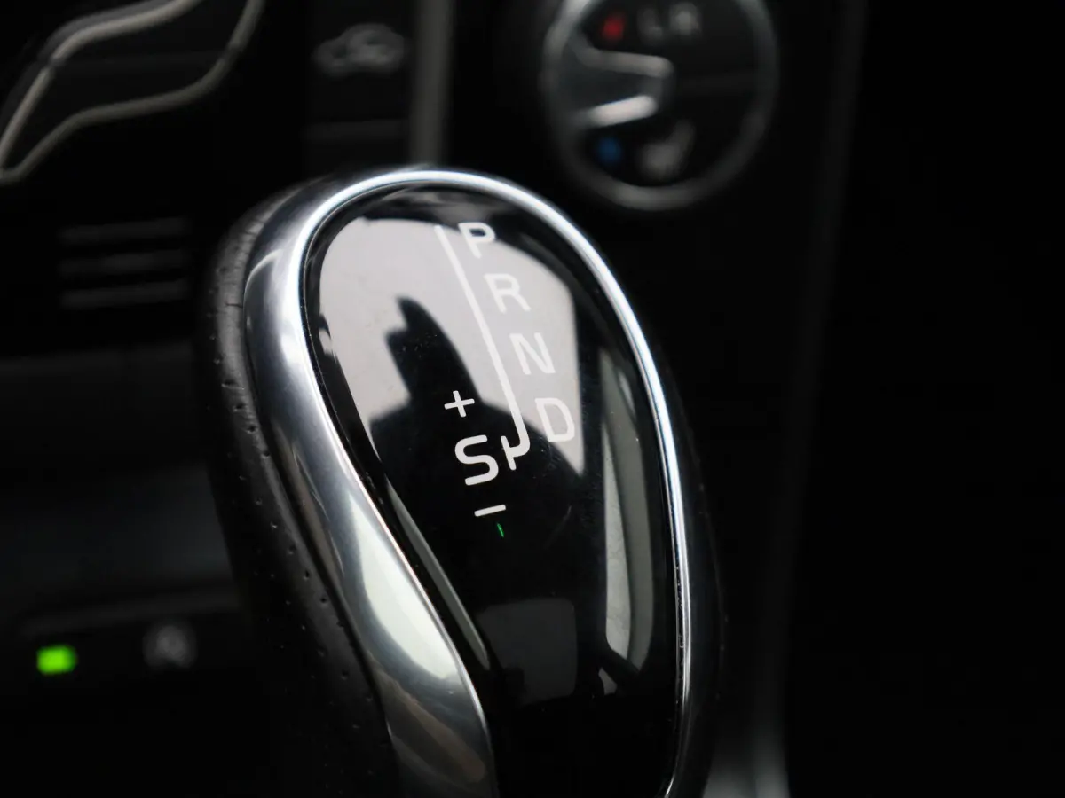 1.5 T3 Polar+ Sport AUTOMAAT | PANORAMADAK | HALF-LEDER | CLIMATE CONTROL | NAVIGATIE
