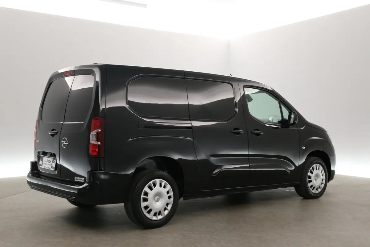 1.5 BlueHDI EAT8 130PK Innovation L2 | Automaat | Airco | 3 Zits | Camera | Cruise | Carplay | Parkeersens.