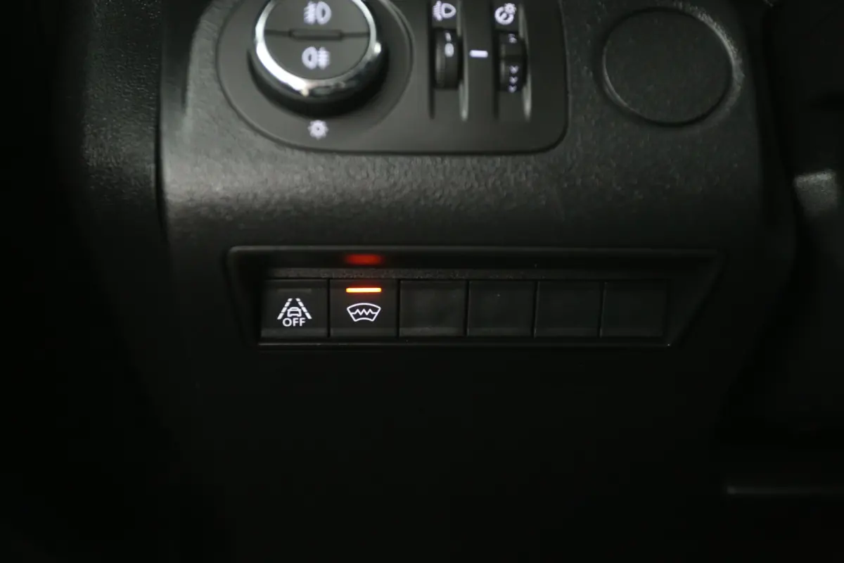 1.5 BlueHDI EAT8 130PK Innovation L2 | Automaat | Airco | 3 Zits | Camera | Cruise | Carplay | Parkeersens.