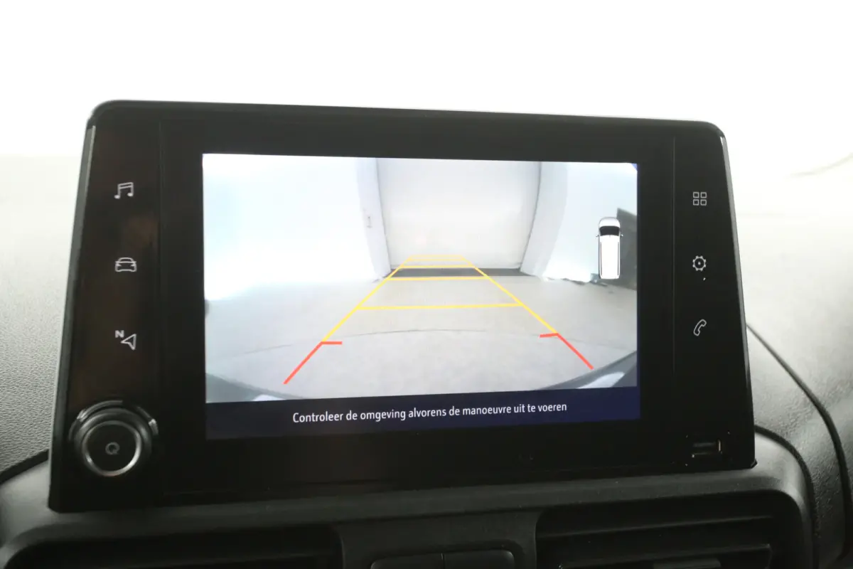 1.5 BlueHDI EAT8 130PK Innovation L2 | Automaat | Airco | 3 Zits | Camera | Cruise | Carplay | Parkeersens.