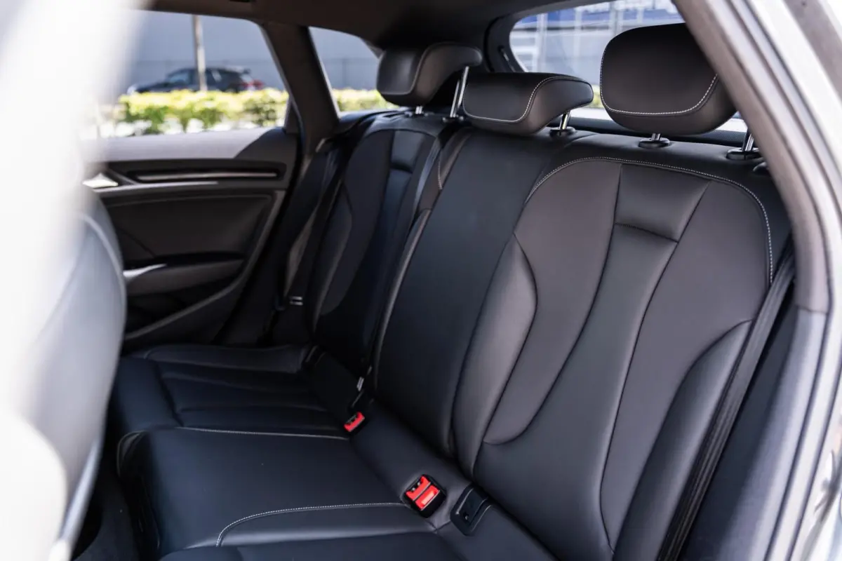1.8 TFSI S-Line|PANO|STOELV|19'|PDC|CRUISE